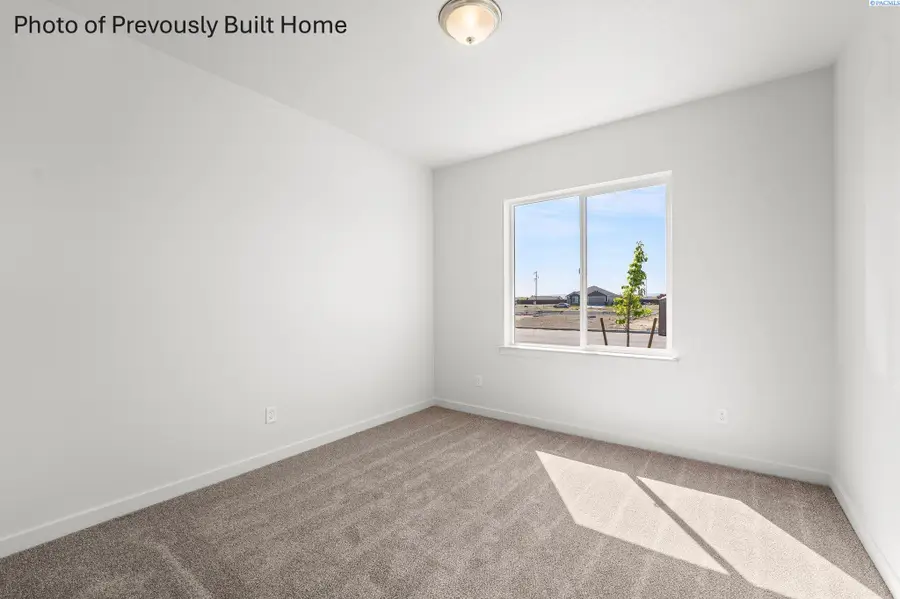 8718 Dusty Maiden Dr, Pasco, WA 99301 - Image #3