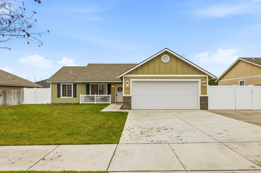 8826 W Bruneau Place, Kennewick, WA 99336 - Image #2