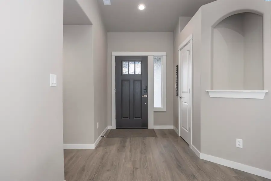 217 Rio Bravo St, Prosser, WA 99350 - Image #3