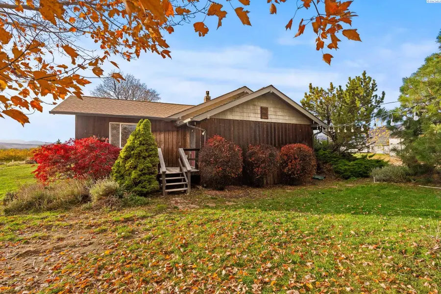 750 Potter Rd, Tieton, WA 98947 - Image #3