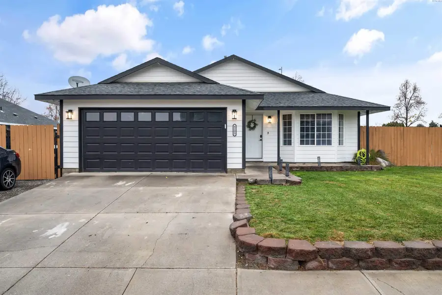 8203 Whidbey Dr, Pasco, WA 99301 - Image #3