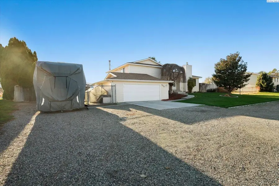 909 W 34th, Kennewick, WA 99337 - Image #2