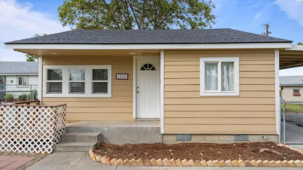 1802 Symons Street, Richland, WA 99354