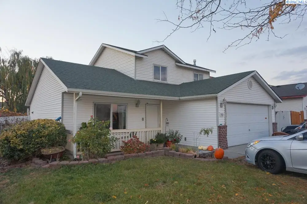 920 N Elm Ave, Pasco, WA 99301 - Image #1