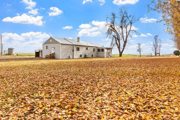 1510 Dilling Rd, Connell, WA 99932-6