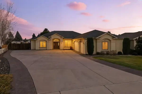 4224 Norma Lp, West Richland, WA 99353