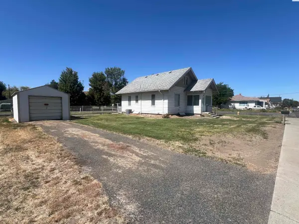 401 G Street, Endicott, WA 99125