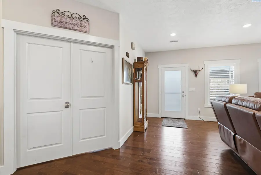 3352 S Lincoln Place, Kennewick, WA 99336 - Image #3