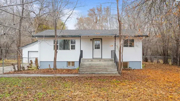 70205 E Ridge Rd, West Richland, WA 99353