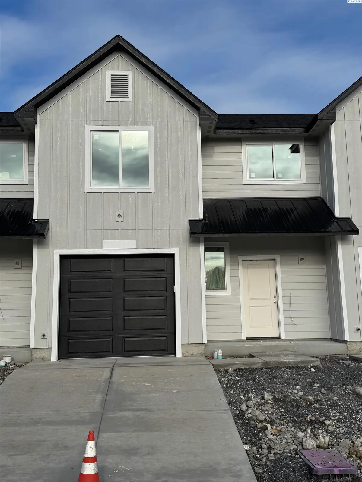 3485 W 6th Place, Kennewick, WA 99336 - Image #1