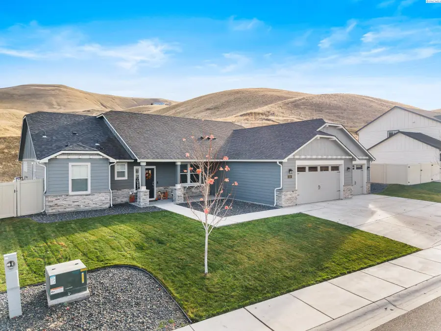 234 Ladera St, Prosser, WA 99350 - Image #2