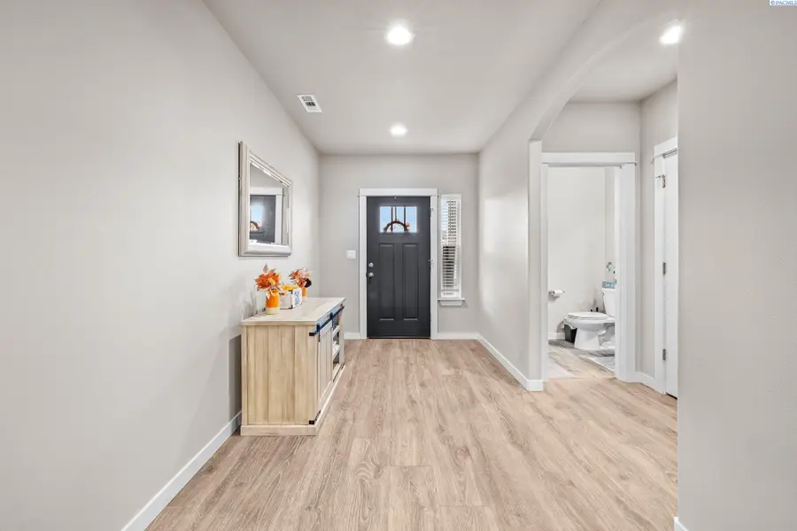 234 Ladera St, Prosser, WA 99350 - Image #3