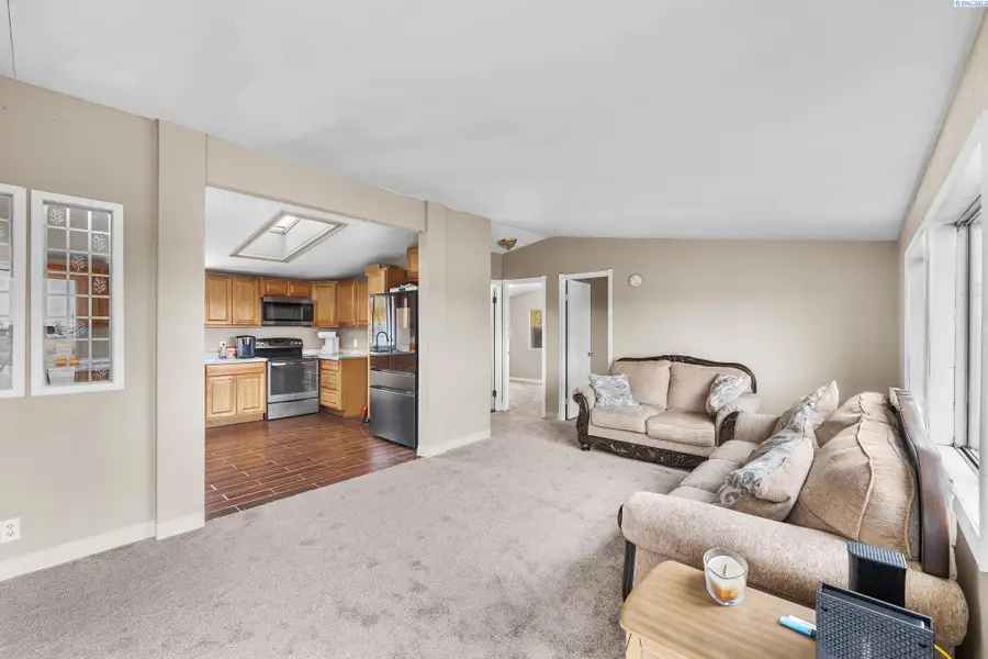 914 S 4th Ave, Pasco, WA 99301 - Image #2