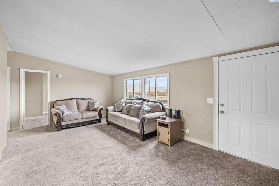 914 S 4th Ave, Pasco, WA 99301 - Image #3