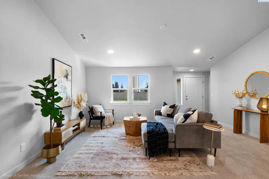 7143 W 24th Ave, Kennewick, WA 99338 - Image #2