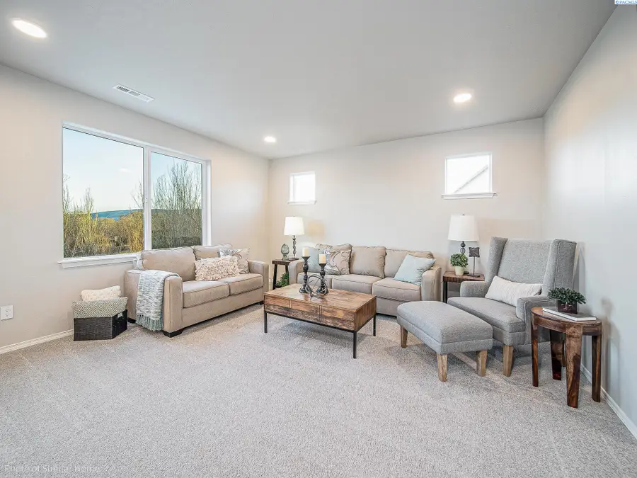 7359 W 24th Ave, Kennewick, WA 99338 - Image #2