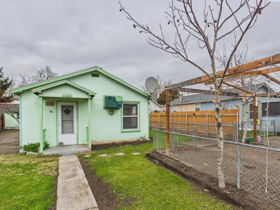 1140 Helena St, Richland, WA 99352 - Image #3