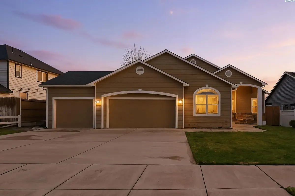 2465 Losino Ave., West Richland, WA 99353 - Image #1