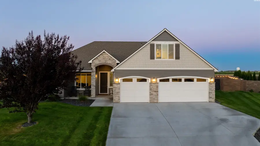 11200 Mathews Dr, Pasco, WA 99301 - Image #2