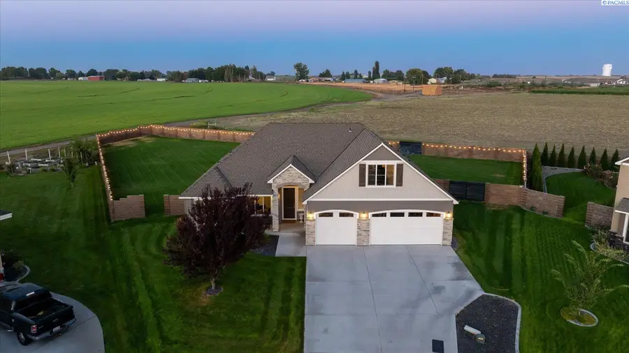 11200 Mathews Dr, Pasco, WA 99301 - Image #3