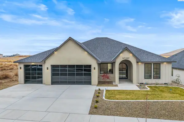 2887 Savanna Ave, Richland, WA 99352