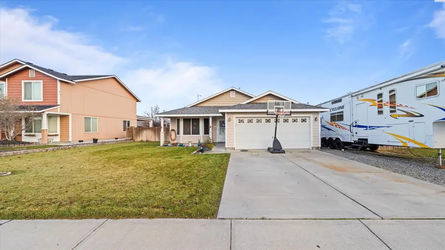 4441 Galway Ln., Pasco, WA 99301 - Image #2