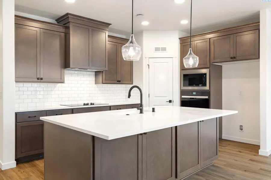 3791 Morningside Parkway, Richland, WA 99352 - Image #2