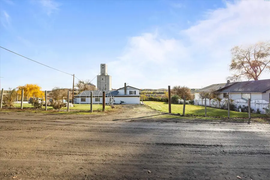 41 4th, Eltopia, WA 99330 - Image #2