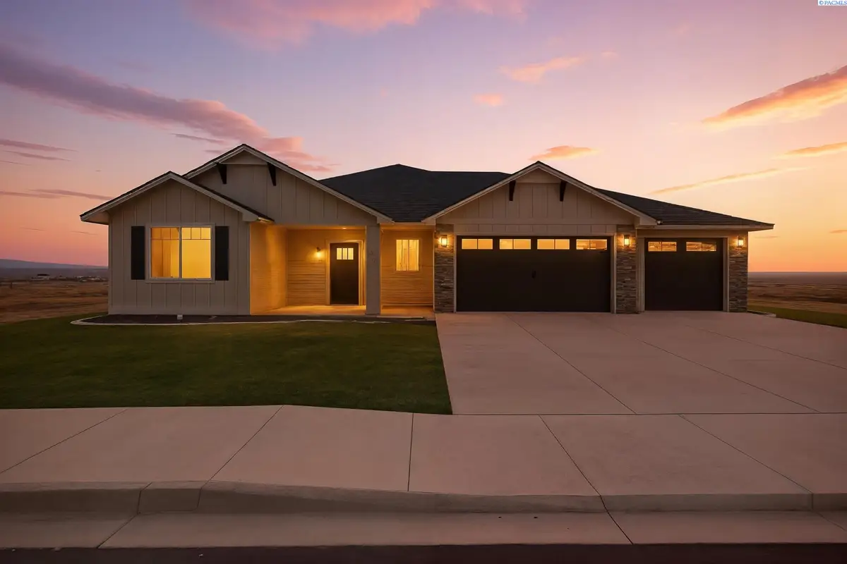 1017 Thebes St., West Richland, WA 99353 - Image #1