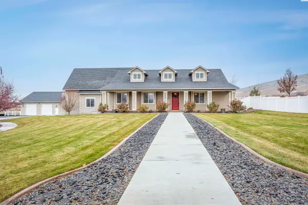 2112 Meritage Ave, Richland, WA 99352