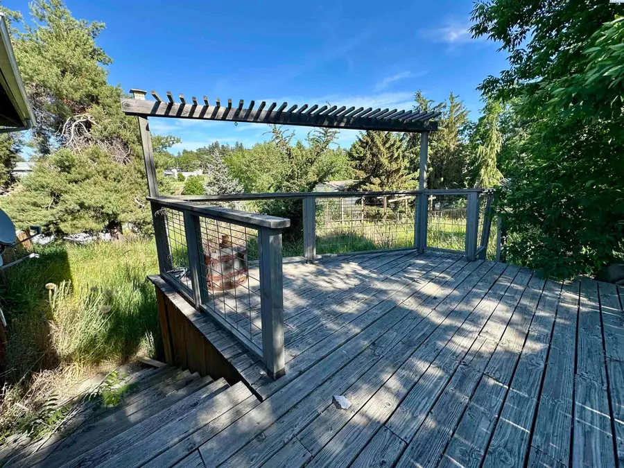 150 NW Harold, Pullman, WA 99163 - Image #3