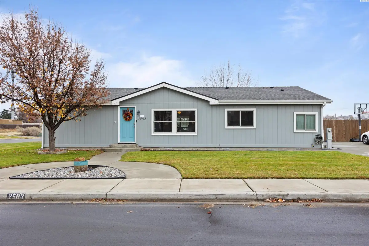 2503 Glen Briar Ln, Richland, WA 99352 - Image #1