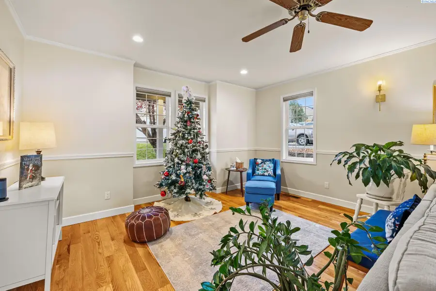 6102 W 20th Avenue, Kennewick, WA 99337 - Image #2