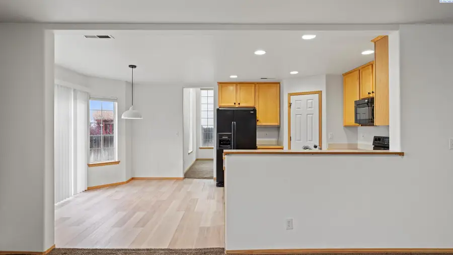 3467 S Dennis Street, Kennewick, WA 99337 - Image #2