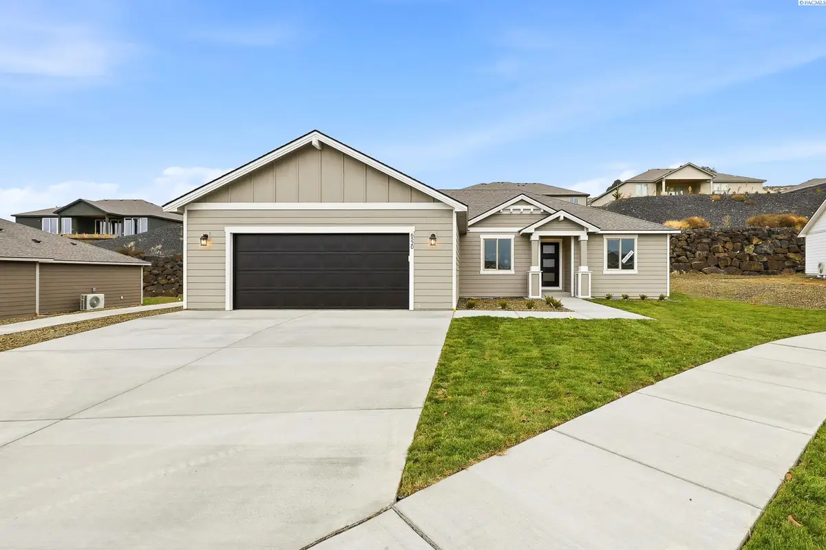 6520 W 29th Ct, Kennewick, WA 99338 - Image #1