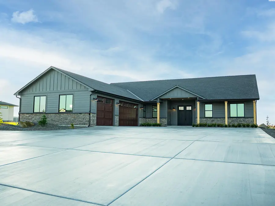 7204 Ambrosia Street, Kennewick, WA 99338 - Image #2