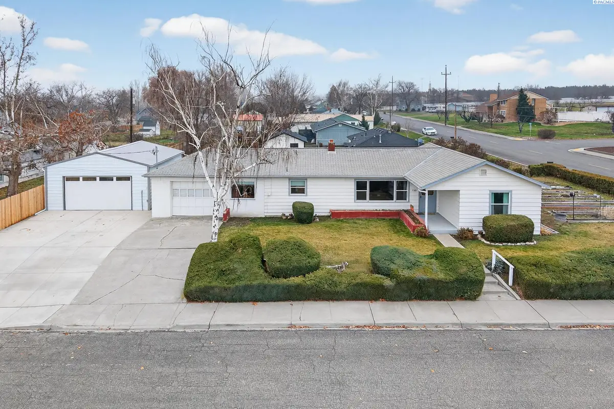 720 Brock Ct, Prosser, WA 99350 - Image #1