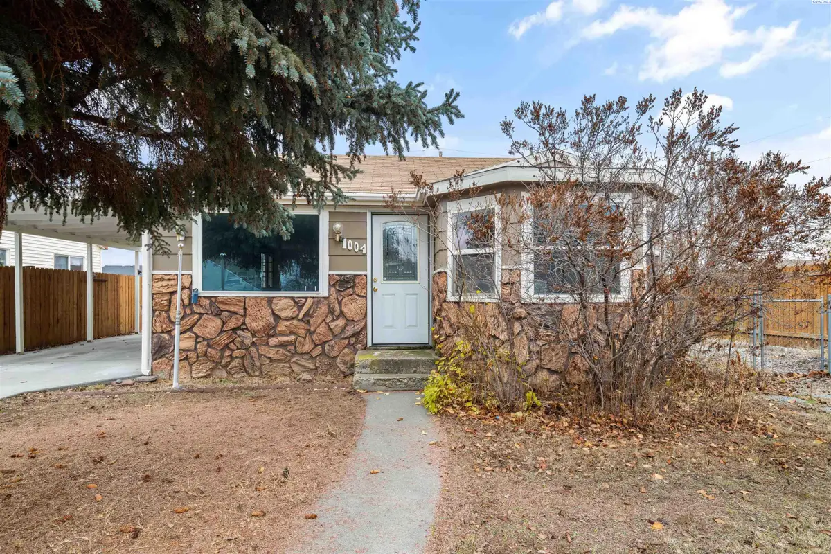 1004 Warren Ct, Richland, WA 99352 - Image #1