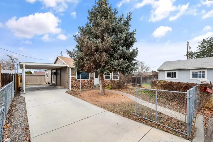 1004 Warren Ct, Richland, WA 99352 - Image #2