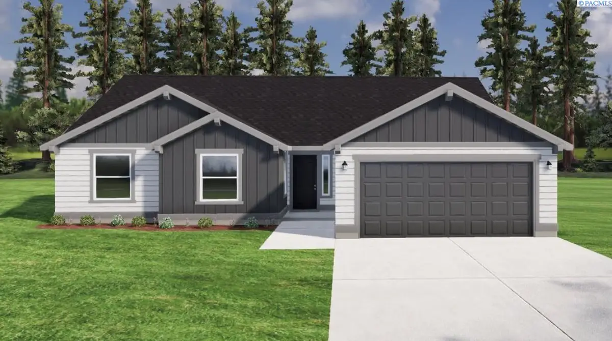 105 Whiskey Dr, Grandview, WA 98930 - Image #1