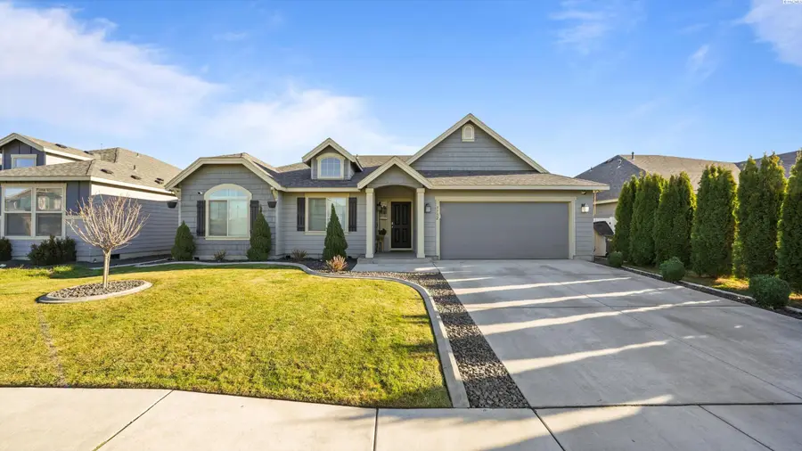 1752 S 13th St, Sunnyside, WA 98944 - Image #2