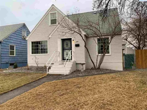 109 N Newport, Kennewick, WA 99336