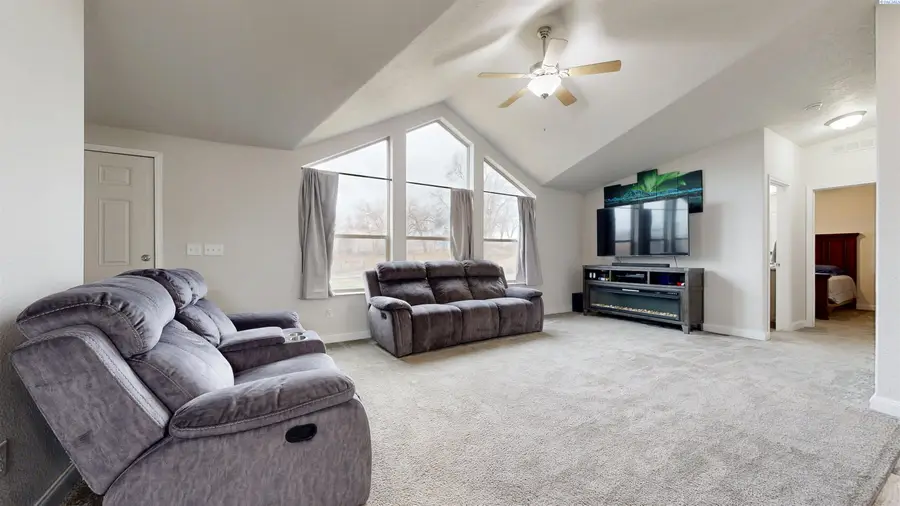 84303 N 451 Pr Ne, West Richland, WA 99353 - Image #3