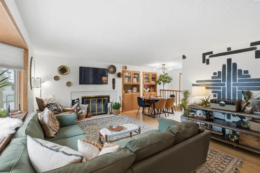 1835 NW Turner Dr, Pullman, WA 99163 - Image #2