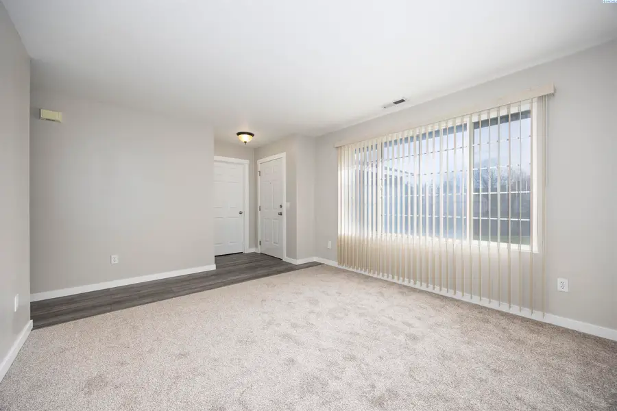 312 Wenas Ct, Richland, WA 99352 - Image #3