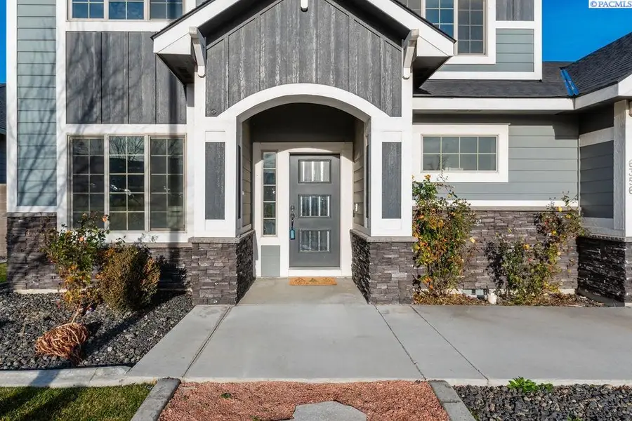 6356 W 38th Ave, Kennewick, WA 99338 - Image #2