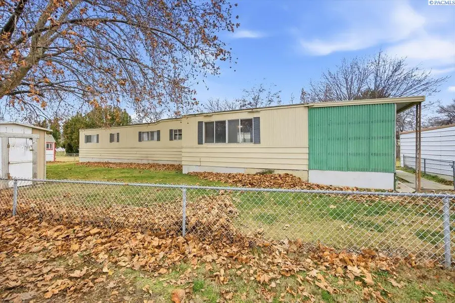 18304 Hawthorne, Kennewick, WA 99337 - Image #3