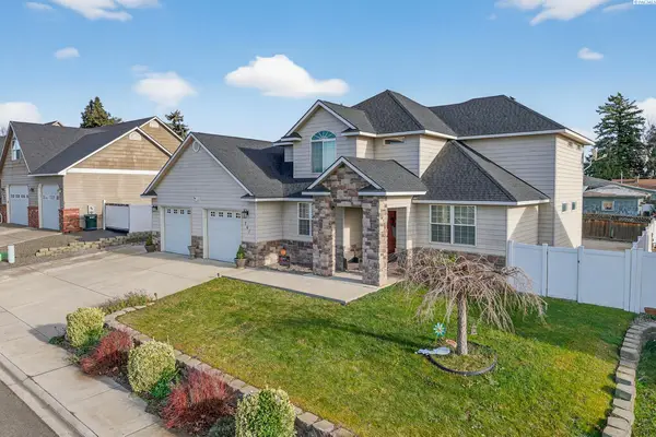 701 Broadway, Grandview, WA 98930