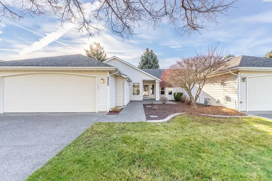 3534 S Huntington Loop, Kennewick, WA 99337 - #3