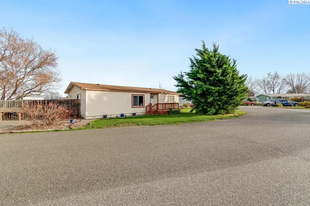 2917 W 19th Avenue #154 #154, Kennewick, WA 99337 - Image #1